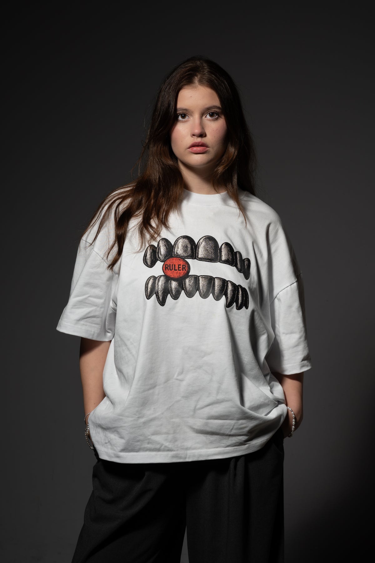 GRILLZ TEE RULER